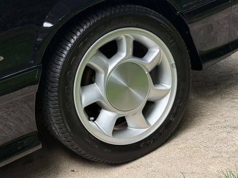 Used 1993 Ford Mustang Cobra RWD image 32
