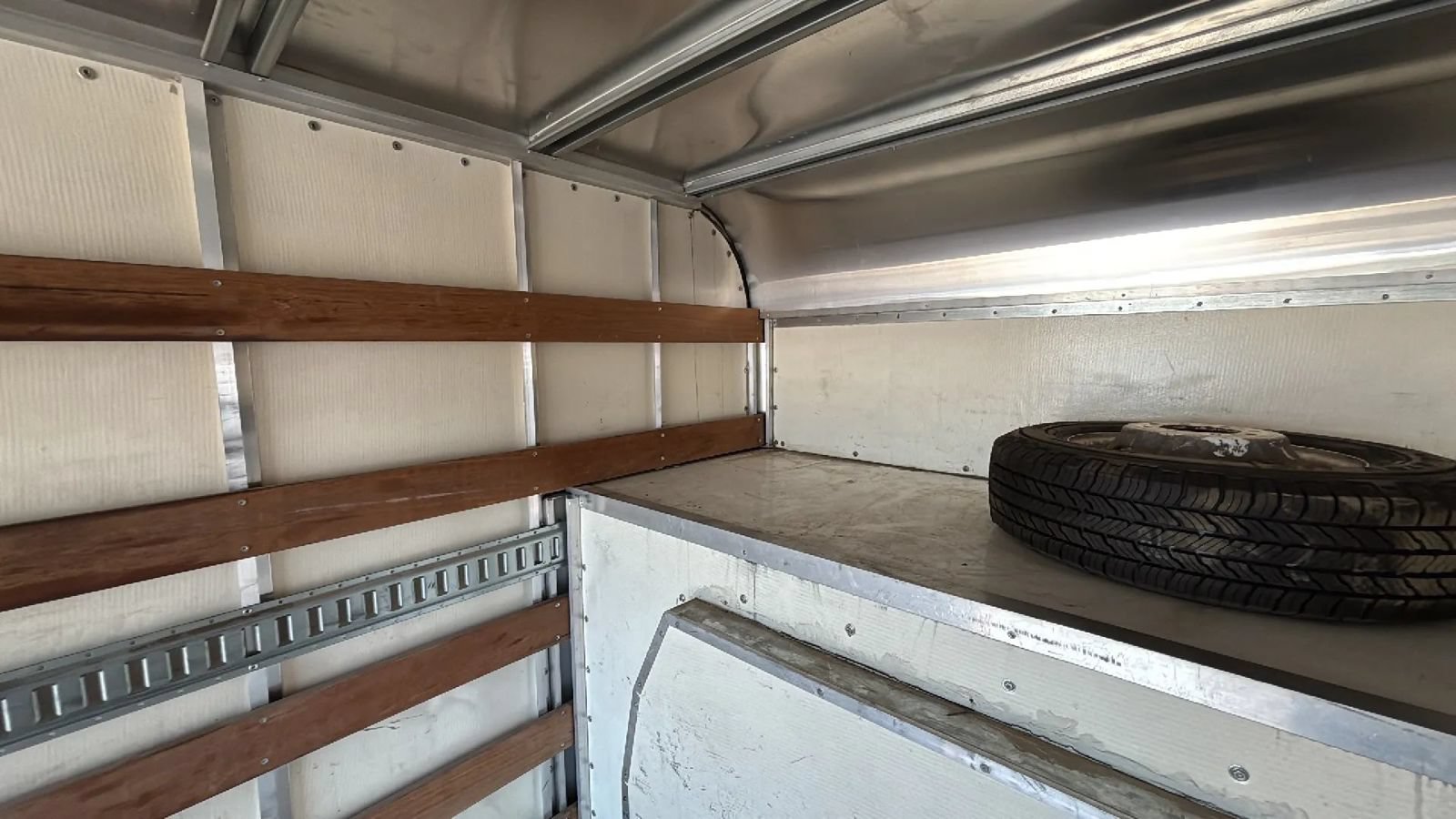 Used 2021 Ford E-350 and Econoline 350 Super Duty RWD image 31