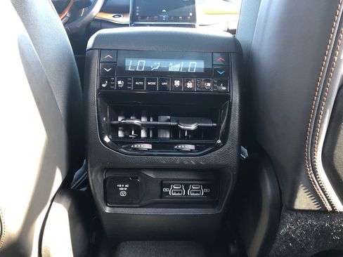 Certified 2022 Jeep Grand Cherokee L Summit image 29