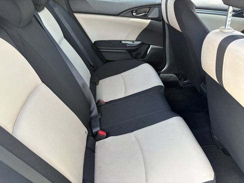 Used 2018 Honda Civic Sport image 16