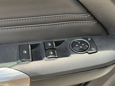 Used 2025 Ford Mustang Premium RWD image 26