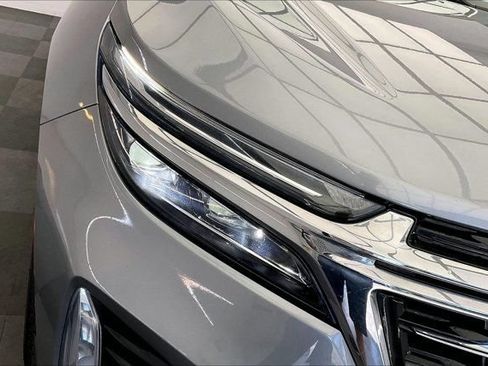 Used 2023 Chevrolet Equinox Premier AWD/4WD image 28