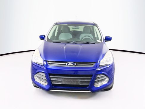 Used 2015 Ford Escape SE FWD image 2