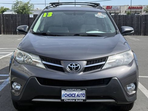 Used 2013 Toyota RAV4 XLE FWD image 2