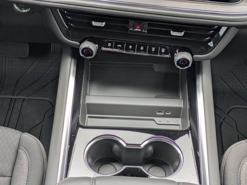 New 2026 Chevrolet Tahoe LS image 22