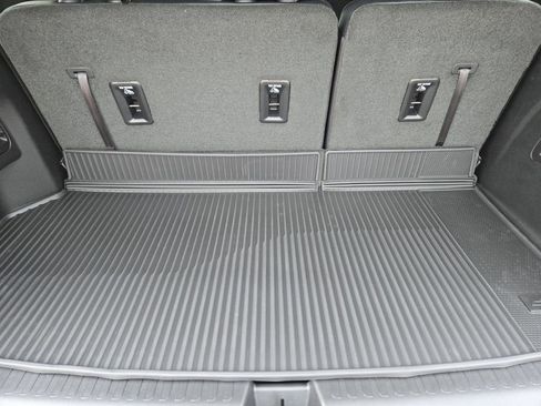 New 2026 Chevrolet Traverse Z71 w/ Enhanced Driving Package image 35