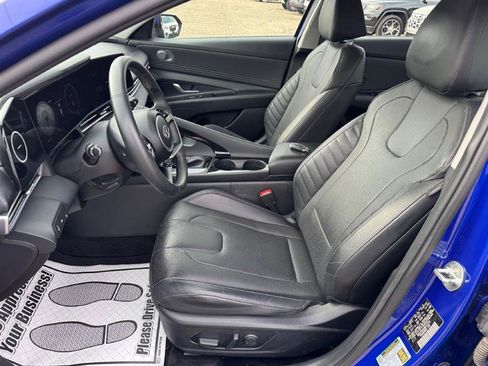 Used 2021 Hyundai Elantra Limited image 40