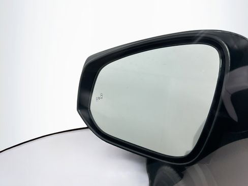 Used 2025 Toyota RAV4 XLE w/ Convenience Package FWD image 16