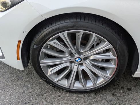 Used 2022 BMW 750i xDrive image 11