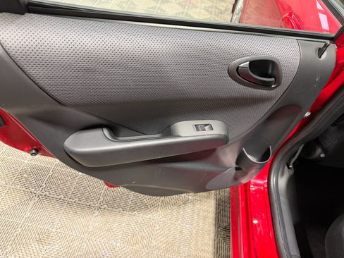 Used 2007 Honda Fit Sport image 22
