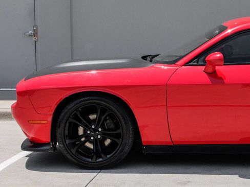 Used 2021 Dodge Challenger R/T RWD image 17
