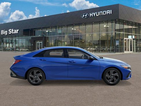 New 2026 Hyundai Elantra Sport image 7