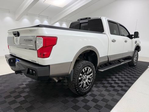 Used 2019 Nissan Titan Platinum Reserve w/ Platinum Utility Package AWD/4WD image 8