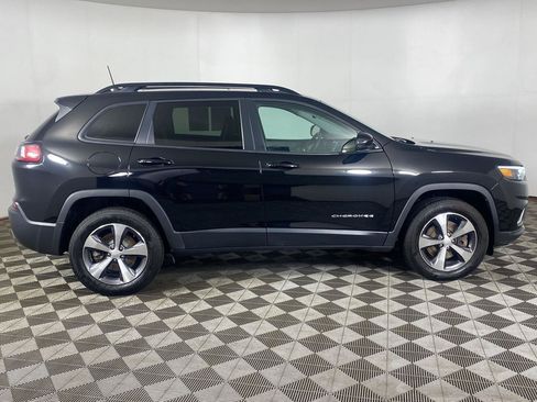 Used 2022 Jeep Cherokee Limited AWD/4WD image 8