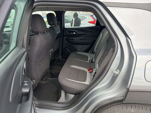 Used 2023 Chevrolet TrailBlazer LS image 7