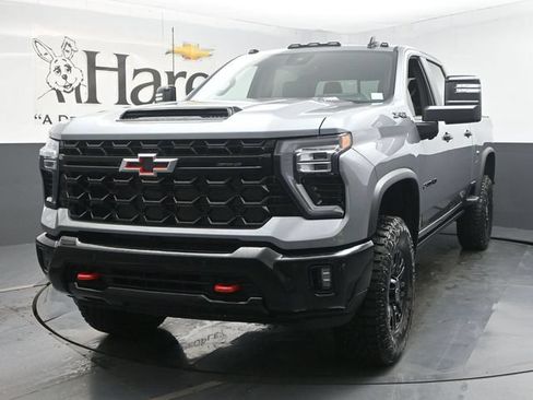 New 2026 Chevrolet Silverado 2500 ZR2 w/ LPO, Dark Essentials Package AWD/4WD image 7