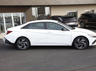 New 2025 Hyundai Elantra Sport video 2