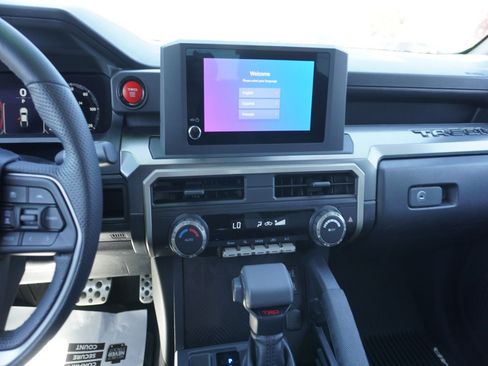 Used 2026 Toyota Tacoma TRD Sport AWD/4WD image 16
