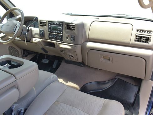 Used 2001 Ford F250 Lariat AWD/4WD image 12