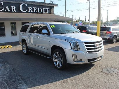 Used 2019 Cadillac Escalade ESV Luxury