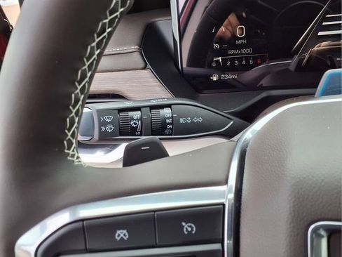 New 2026 GMC Acadia Denali w/ Super Cruise Package image 20