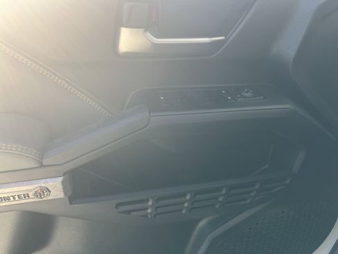 Used 2025 Toyota Tacoma 4x4 Double Cab Hybrid image 18