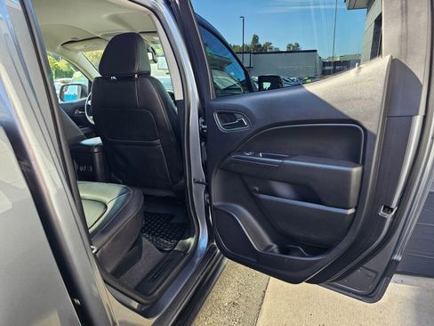 Used 2019 Chevrolet Colorado ZR2 image 14