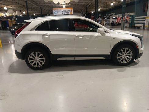 Used 2021 Cadillac XT4 Premium Luxury AWD/4WD image 7