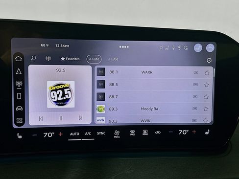 New 2026 Audi Q3 quattro 2.0T AWD/4WD image 15