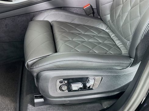 New 2026 BMW X5 sDrive40i image 21