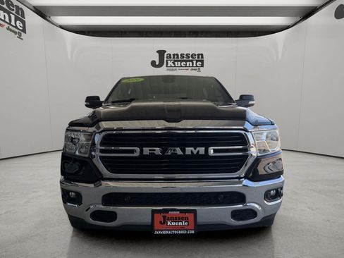 Used 2021 RAM 1500 4x4 Crew Cab image 4