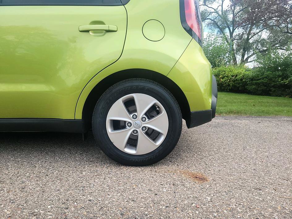 Used 2016 Kia Soul w/ Convenience Package FWD image 17