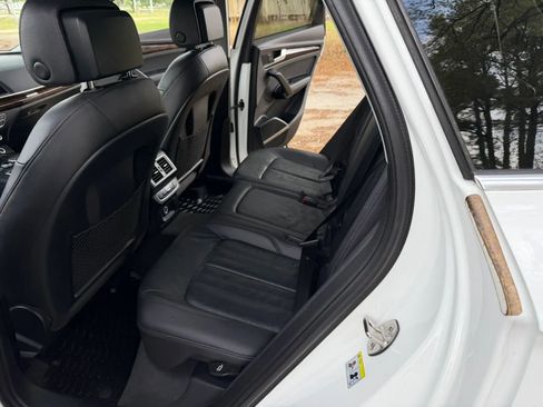 Used 2018 Audi Q5 2.0T Premium Plus w/ Premium Plus Package image 13