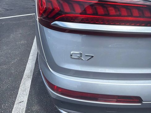 Used 2022 Audi Q7 3.0T Premium AWD/4WD image 4