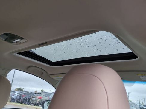 Used 2018 Subaru Outback 2.5i Limited image 21