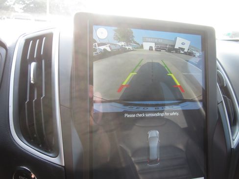 Used 2024 Ford Edge SEL AWD/4WD image 16