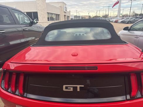 Used 2022 Ford Mustang GT Premium image 6