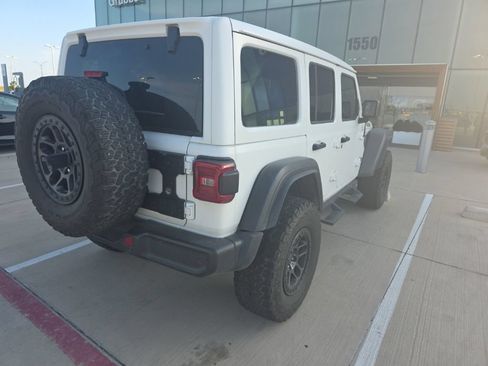 Used 2022 Jeep Wrangler Unlimited Rubicon w/ Xtreme Recon 35" Tire Package AWD/4WD image 7