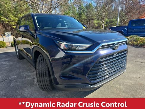 Used 2024 Toyota Grand Highlander XLE image 11