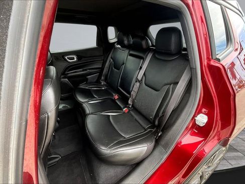 Used 2022 Jeep Compass High Altitude AWD/4WD image 23