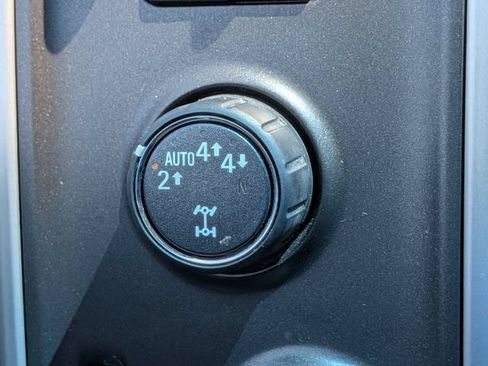 Used 2018 GMC Sierra 1500 SLT AWD/4WD image 25