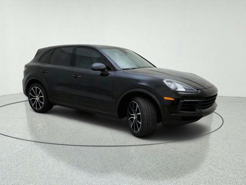 Used 2021 Porsche Cayenne AWD/4WD image 5