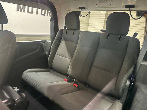 Used 2018 Jeep Wrangler Sport AWD/4WD image 22