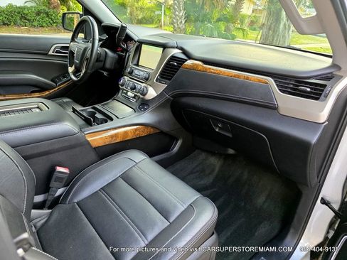 Used 2015 GMC Yukon Denali w/ Open Road Package image 9