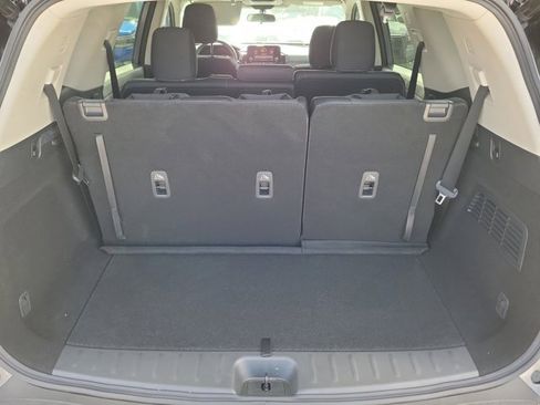 New 2025 Nissan Pathfinder SV w/ Black Appearance Package image 5