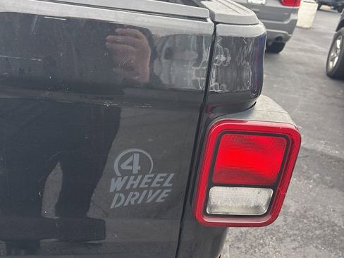 Certified 2021 Jeep Gladiator Sport image 10