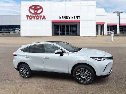 Certified 2024 Toyota Venza Limited image 1