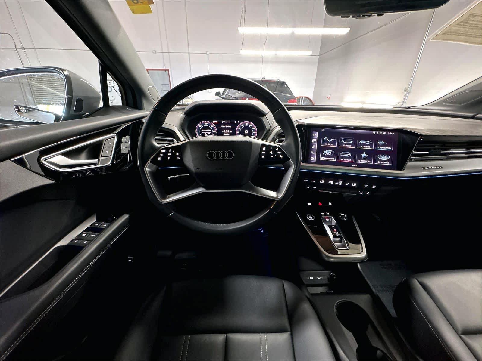 Used 2024 Audi Q4 e-tron Premium Plus w/ Premium Plus RWD image 9
