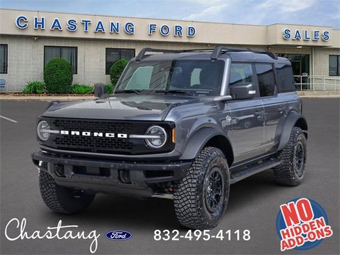 Used 2024 Ford Bronco Wildtrak image 1