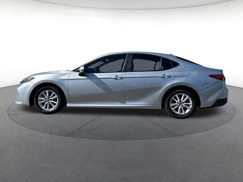 Used 2025 Toyota Camry LE FWD image 2